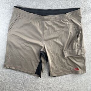 North Face Ampere Core Shorts Mens XXL Elastic Waist Cargo Pocket Hiking Workout